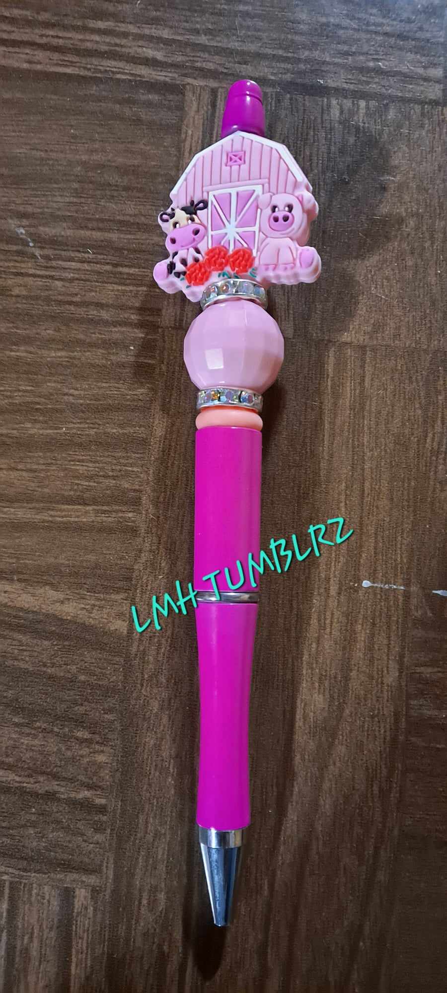 Barn pig cow focal pink pen