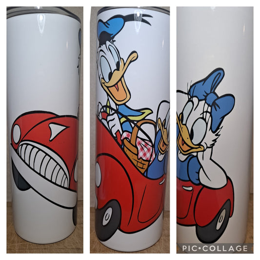 Donald and Daisy in car