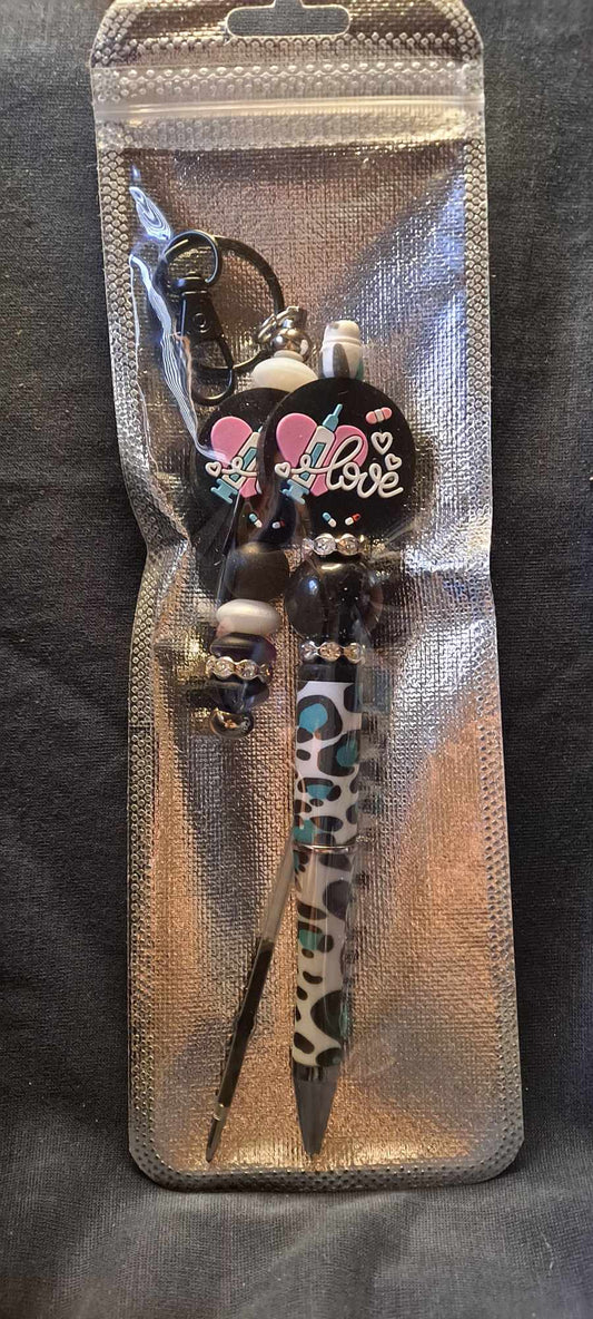 Love circle needle focal cheetah pen keychain set